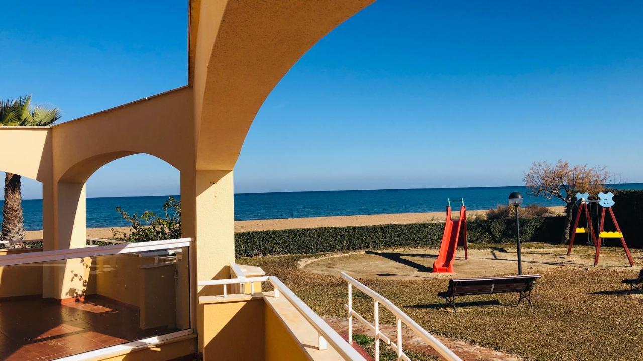 Apartamento Denia. Bajo En Primera Linea Exterior foto